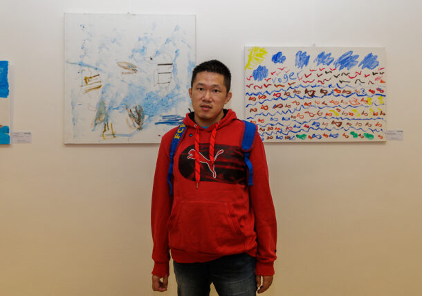 Impressionen der Ausstellungseröffnung der Lebenshilfe Wien im Simmeringer Amtshaus mit Kunstschaffenden, Bezirksvorstehung und ganz viel Freude und Begeisterung